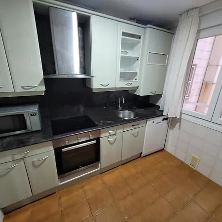 Nuevo! Amplio Apto Bien Ubicado Apartment *